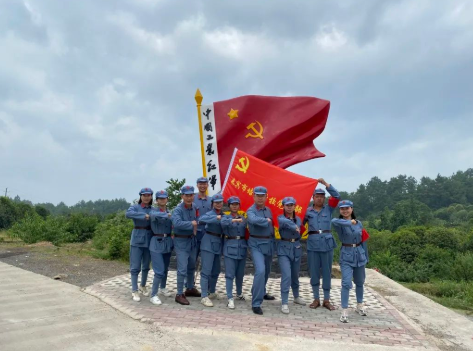 傳承紅色基因“陽(yáng)光向黨 培文獻(xiàn)禮”黨史學(xué)習(xí)教育主題黨日活動(dòng)